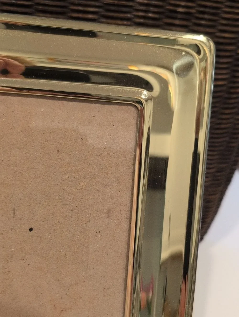 Classic Vintage Gold Photo Frame - Elegant Home Accent 4.25 x 6.5 Photo Opening